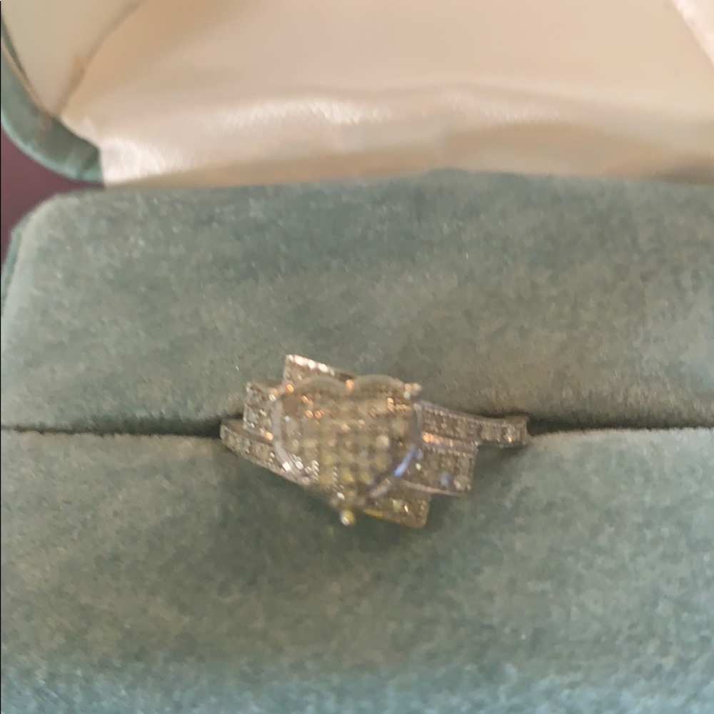 Gold ring